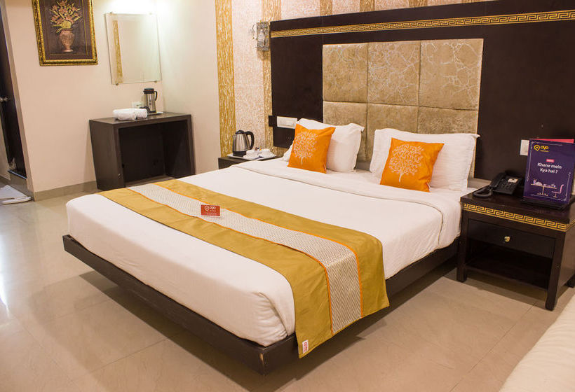 Hotel Oyo Premium Ganesh Peth Nagpur 12