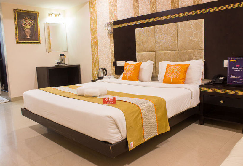Hotel Oyo Premium Ganesh Peth Nagpur 6