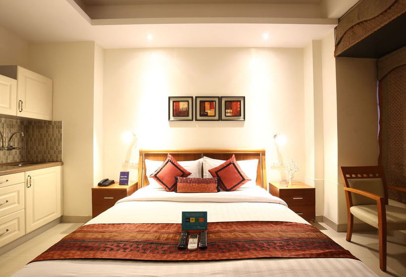 Fabhotel Noida Sector 61 11