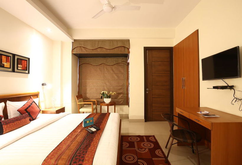 Fabhotel Noida Sector 61 2