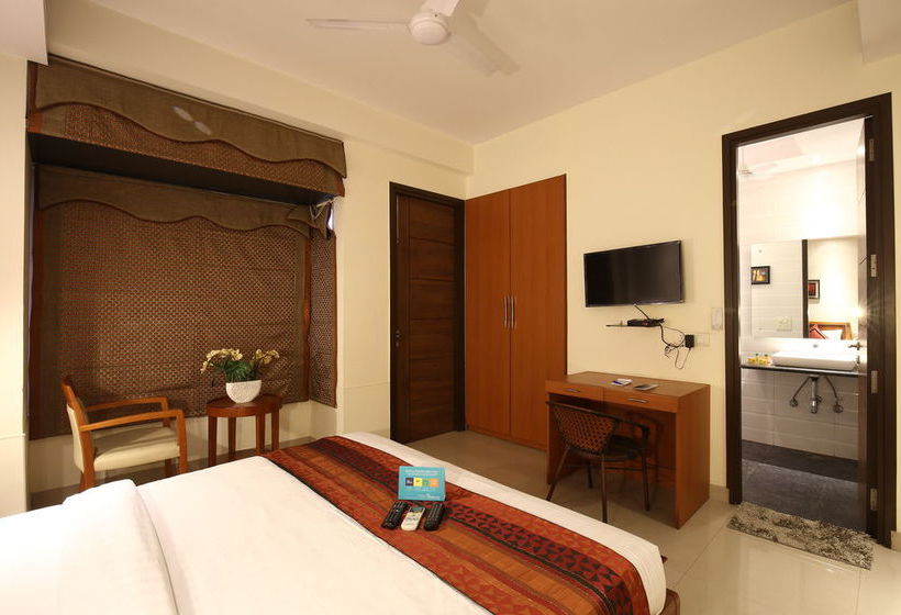 Fabhotel Noida Sector 61 4
