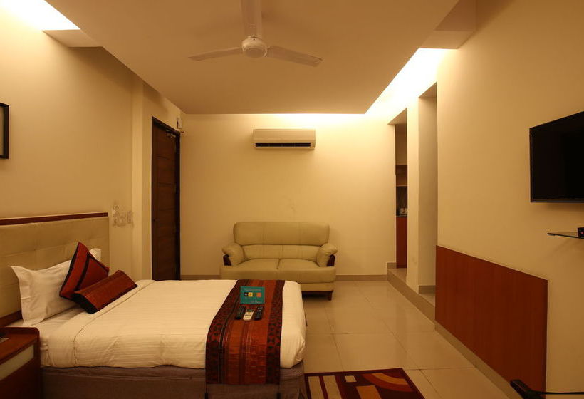 Fabhotel Noida Sector 61 5