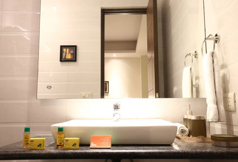 Fabhotel Noida Sector 61 7