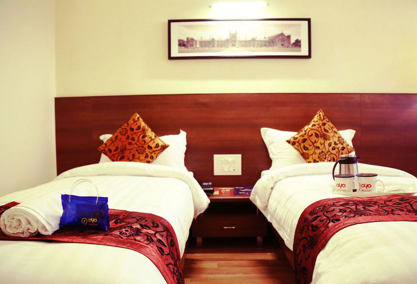 Hotel Oyo Premium Chinchwad 5