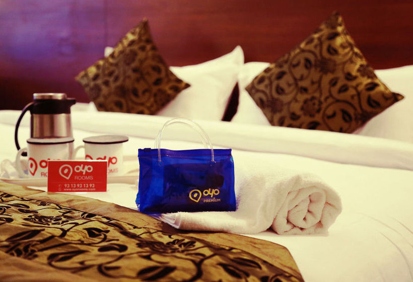 Hotel Oyo Premium Chinchwad 7