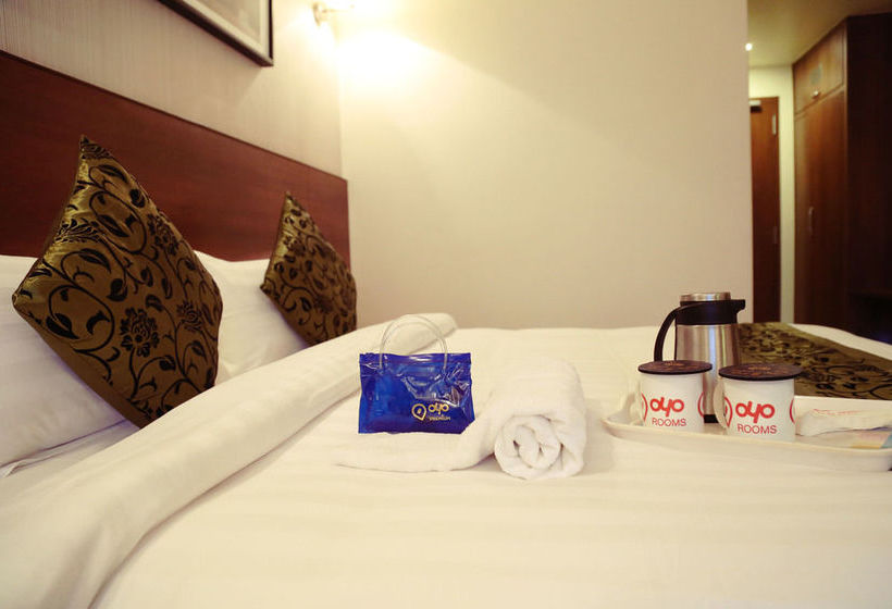 Hotel Oyo Premium Chinchwad 8