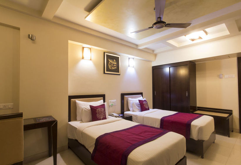 Hotel Oyo Premium Kanjurmarg Bhandup West 14
