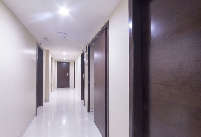 Hotel Oyo Premium Kanjurmarg Bhandup West 17