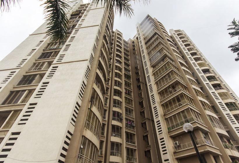 Hotel Oyo Apartments Link Road Malad 14