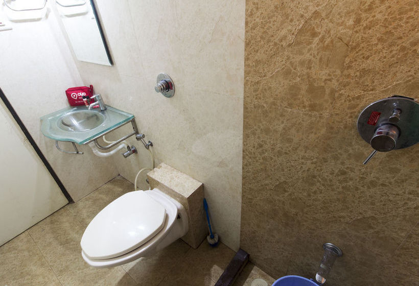 Hotel Oyo Apartments Link Road Malad 5