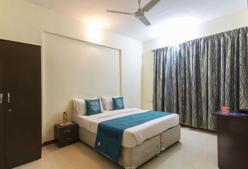 Hotel Oyo Apartments Link Road Malad 6