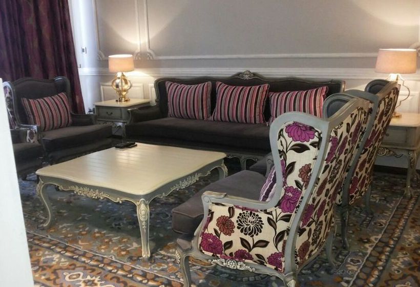 Hotel Fragrant Nature Munnar 10