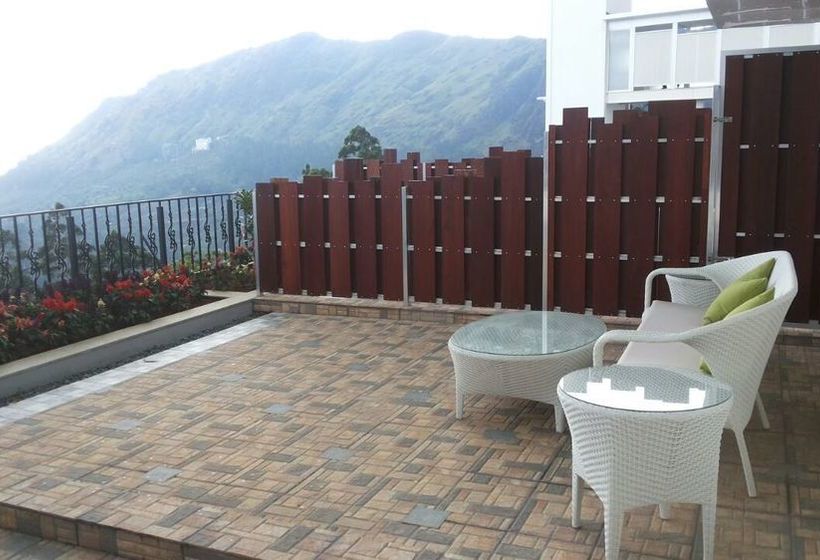 Hotel Fragrant Nature Munnar 12