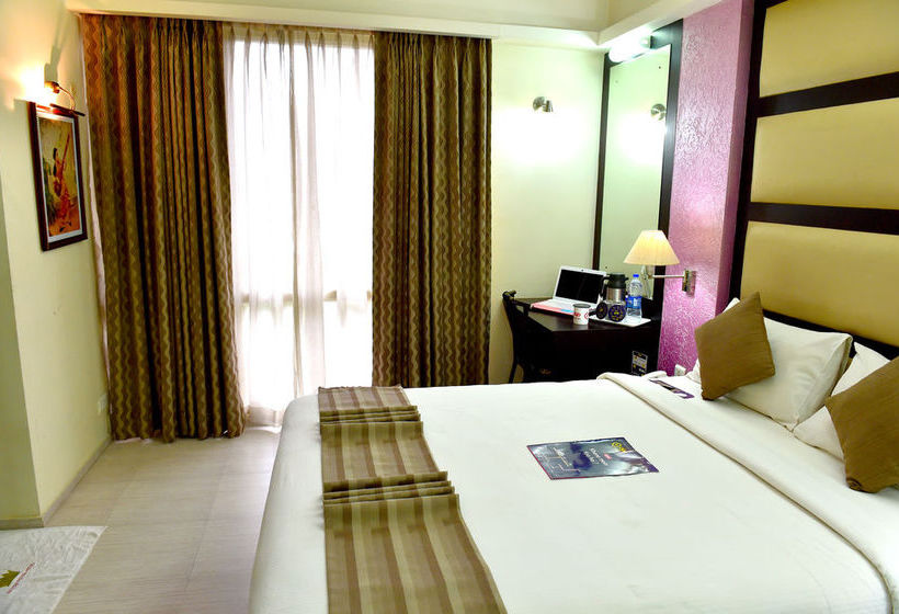 Hotel Oyo Premium Pattom Junction 1