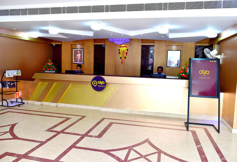 Hotel Oyo Premium Pattom Junction 11