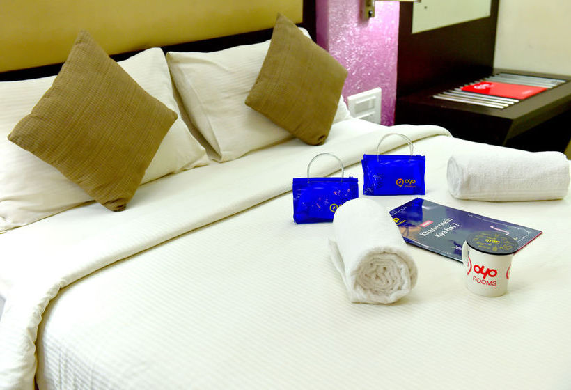 Hotel Oyo Premium Pattom Junction 16