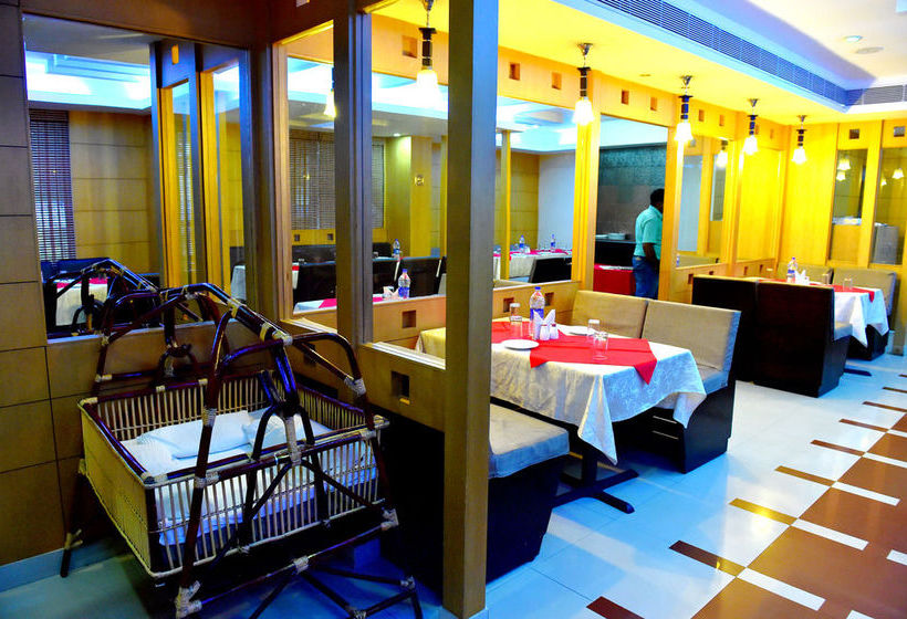 Hotel Oyo Premium Pattom Junction 17
