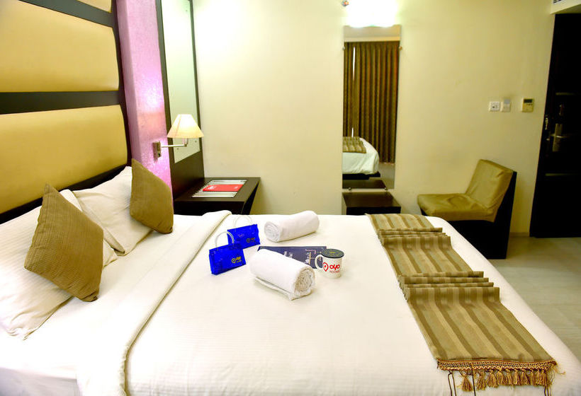 Hotel Oyo Premium Pattom Junction 2