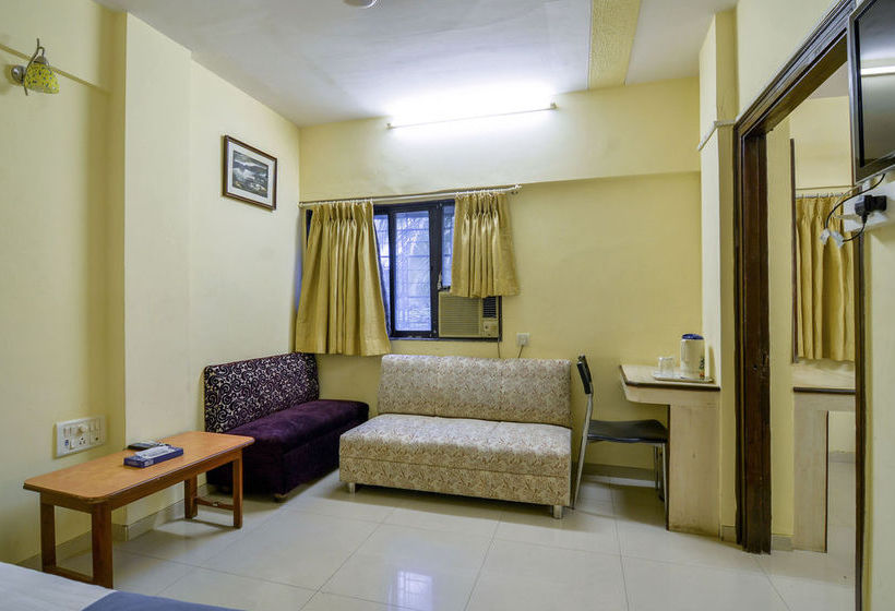 Hotel Zo Rooms Domestic Airport Terminal 1a 9