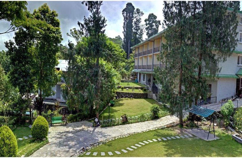 Hotel Summit Barsana Resort & Spa 5