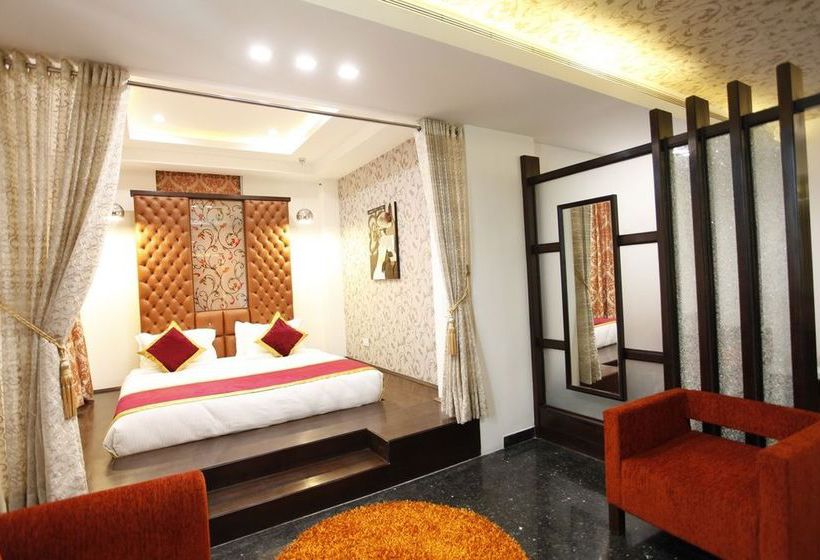 Hotel Saffron Leaf 20