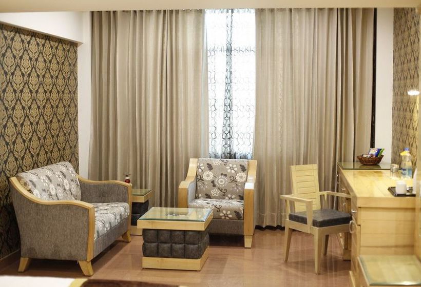 Hotel Saffron Leaf 3