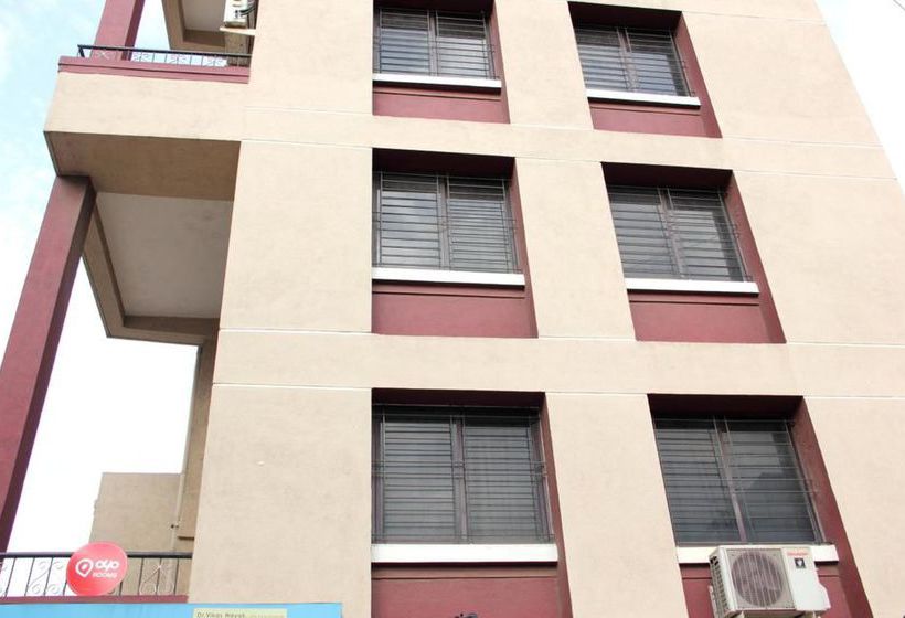 Hotel Oyo Apartments Kharadi 17