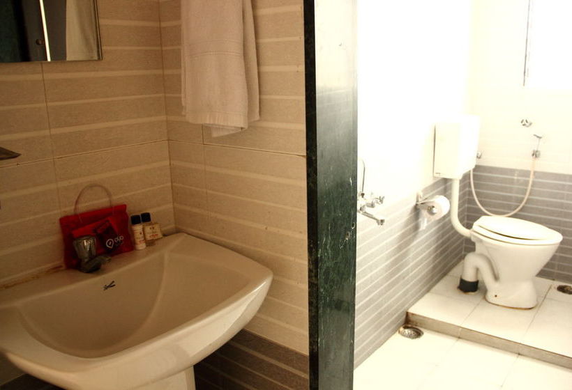 Hotel Oyo Apartments Kharadi 2