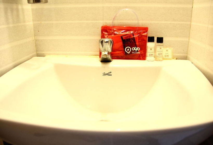 Hotel Oyo Apartments Kharadi 3