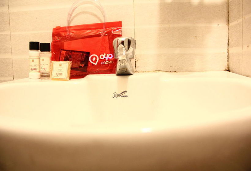 Hotel Oyo Apartments Kharadi 4