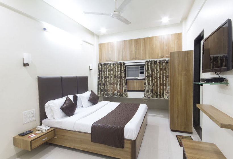 Hotel Oyo Rooms Chembur Monorail Station 11