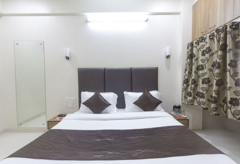Hotel Oyo Rooms Chembur Monorail Station 2