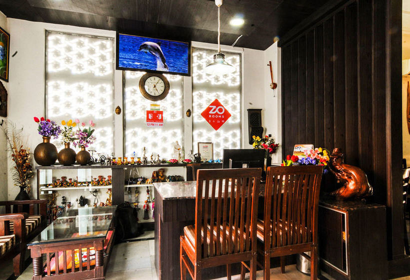 Hotel Zo Rooms Vip Road Kalakriti 10