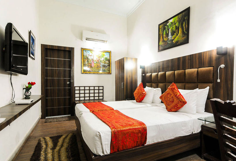 Hotel Zo Rooms Vip Road Kalakriti 3