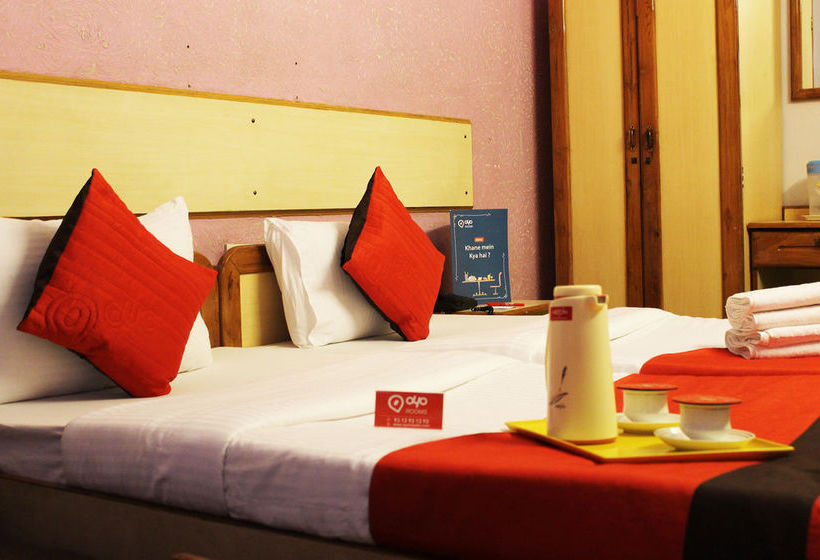 Hotel Oyo Rooms Noida Sector 12 11