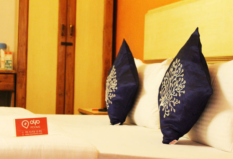 Hotel Oyo Rooms Noida Sector 12 14