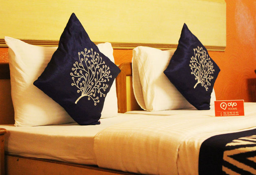 Hotel Oyo Rooms Noida Sector 12 2
