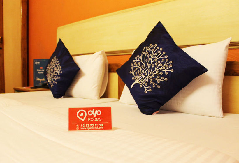 Hotel Oyo Rooms Noida Sector 12 8