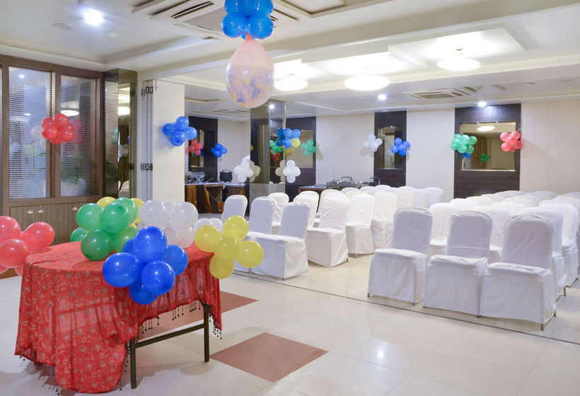 Hotel Zo Rooms Dayal Bagh