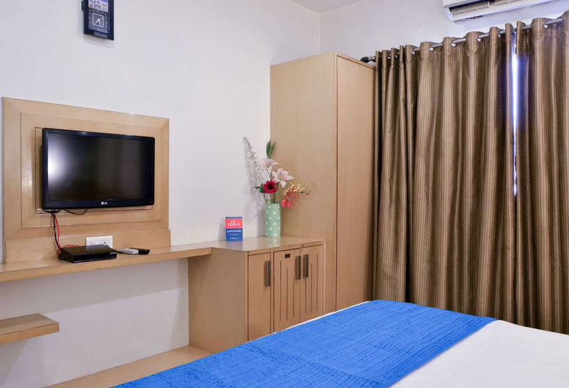 Hotel Zo Rooms Dayal Bagh 9