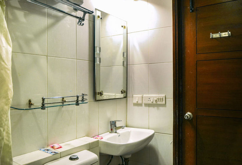 Hotel Zo Rooms Agra Cantt