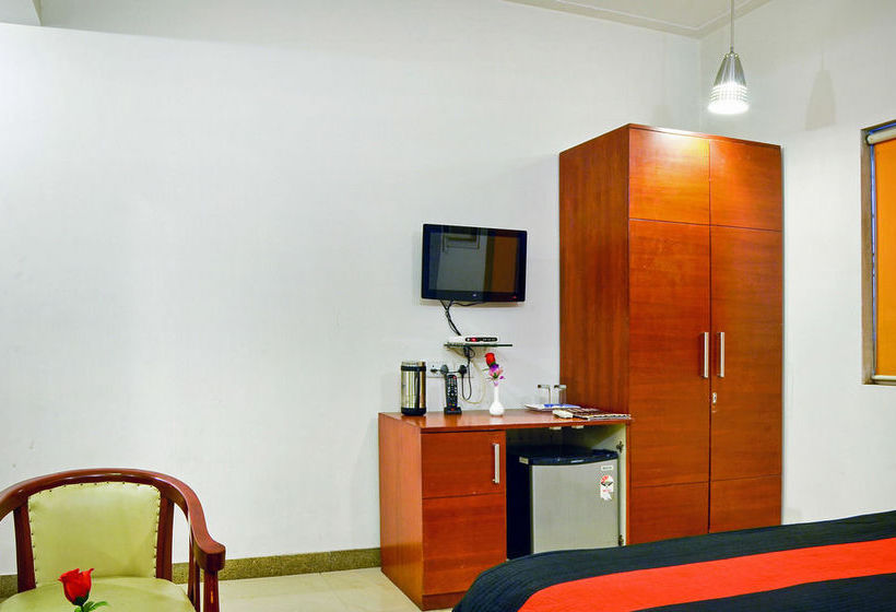 Hotel Zo Rooms Agra Cantt 6