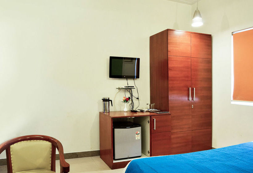 Hotel Zo Rooms Agra Cantt 8