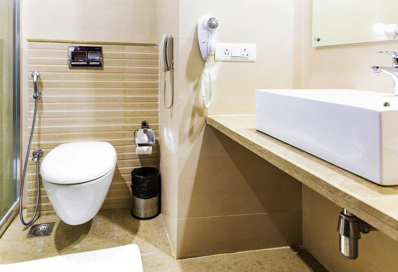 Hotel Zo Rooms Lakdi Ka Pul X Road Hyderabad Andhra Pradesh