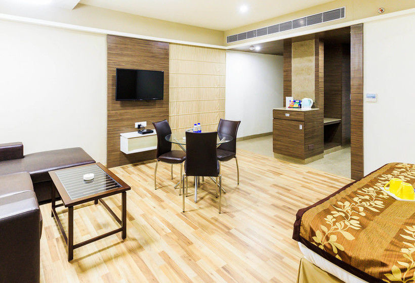 Hotel Zo Rooms Lakdi Ka Pul X Road 15