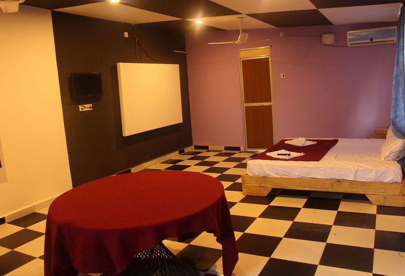 Hotel Candolim Dreams Beach Resort 1