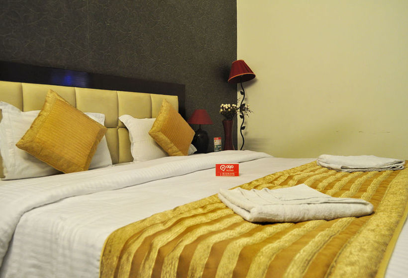 Hotel Oyo Rooms Noida City Centre 10