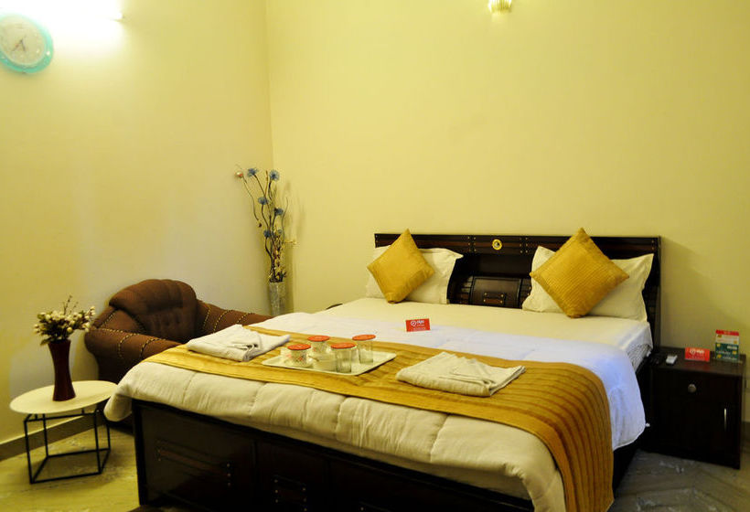 Hotel Oyo Rooms Noida City Centre 5