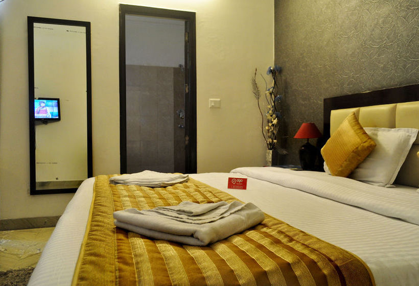 Hotel Oyo Rooms Noida City Centre 7