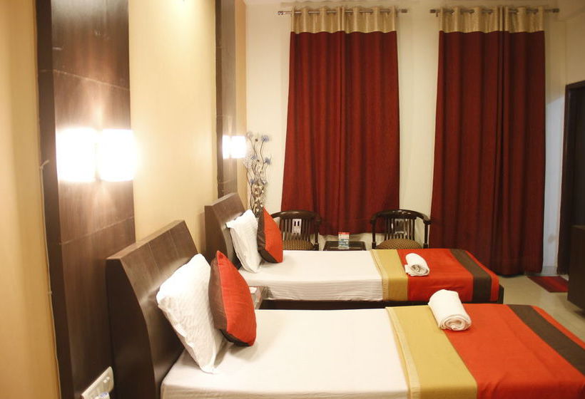 Hotel Oyo Rooms Hero Honda Chowk 11